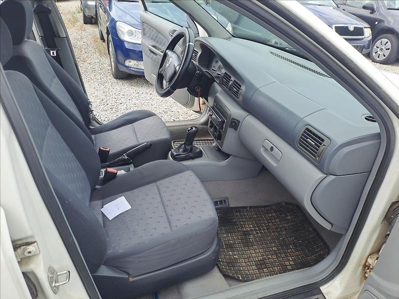 Škoda Octavia 1,9 TDI - fotka 8 z 12