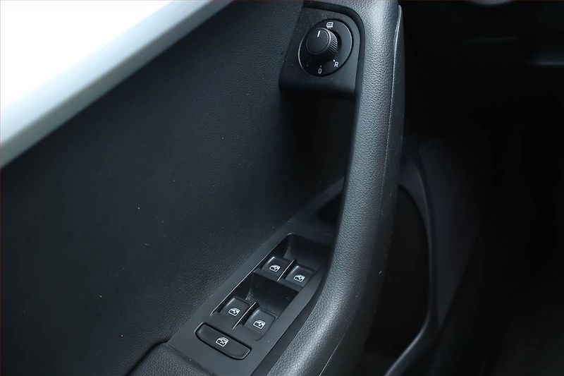 Škoda Octavia (2018) 1.5 TSI, Serv.kniha, Tempomat - fotka 19 z 22