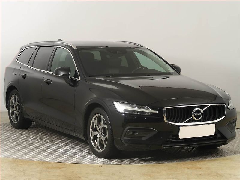 Volvo V60 (2019) D3 2.0, Kůže, Navi, Tempomat - fotografie inzerátu