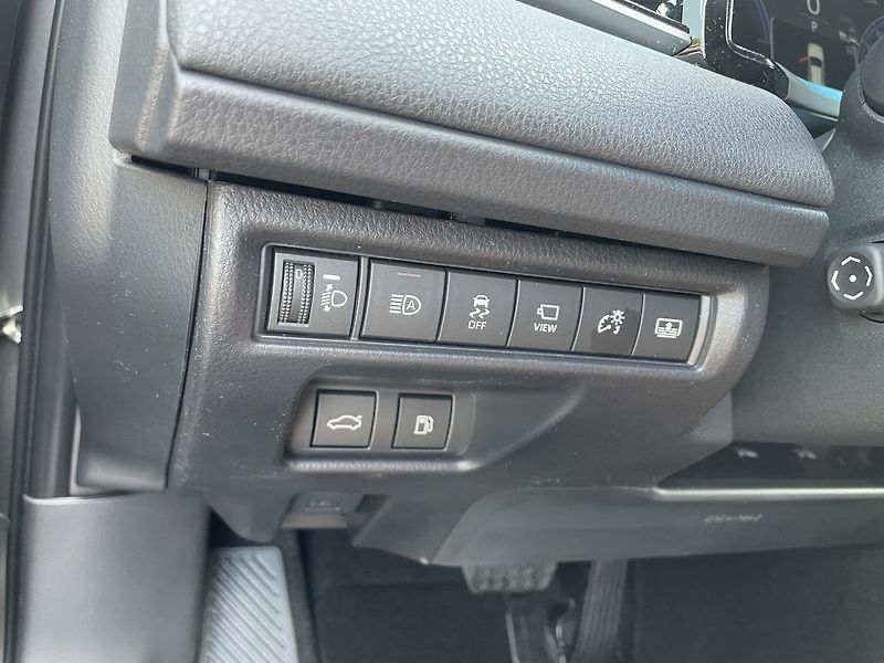 Toyota Camry 2.5 Hybrid Executive - fotka 23 z 29