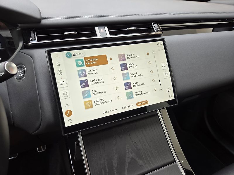 Land Rover Range Rover Velar (2026) P400e Dynamic SE PANO R21 TOP - fotka 35 z 61