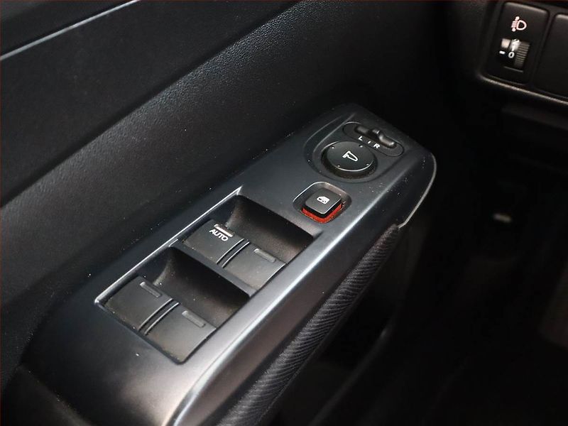 Honda City (2010) 1.4 i-VTEC, Serv.kniha, po STK - fotka 13 z 13