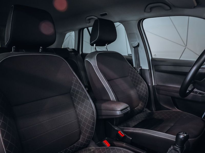 Škoda Fabia 1.0 TSI 70 kW Ambition Tour - fotka 24 z 28