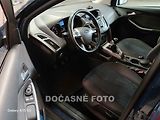 Ford Focus (2012) 1.6 i, ČR, AC, zmk.řazení - náhled 2