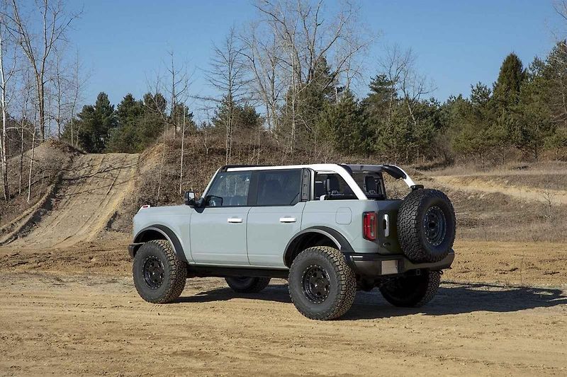 Ford Bronco.