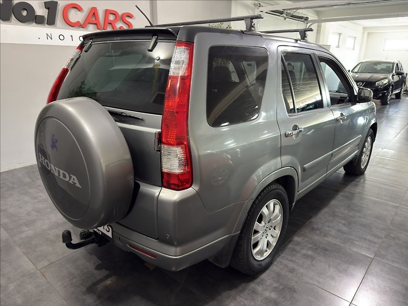 Honda CR-V 2,2   CTDI 4X4 EXCLUSIVE TZ - fotka 5 z 32