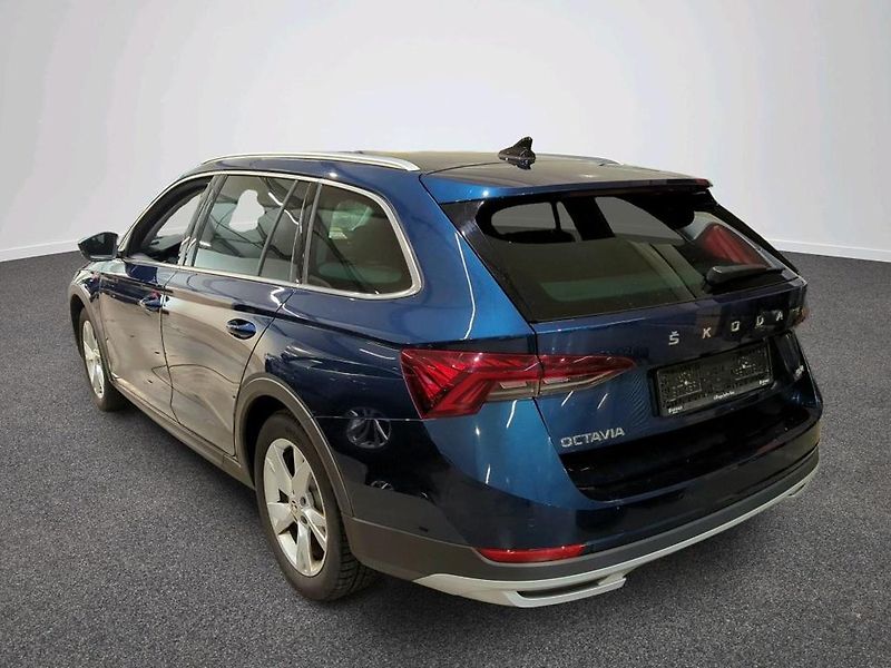 Škoda Octavia Combi Scout TDi 147kw DSG 4x4 - fotka 3 z 11