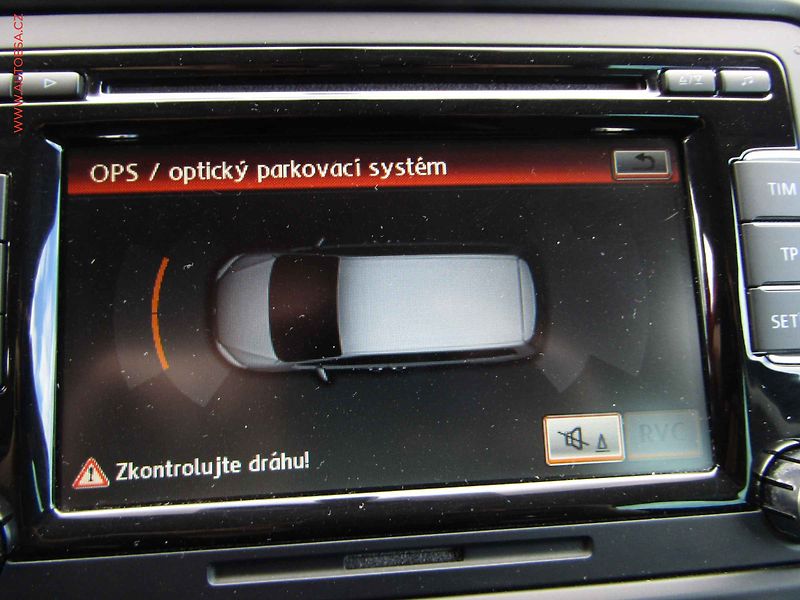 Volkswagen Sharan (2014) 2.0 TDi, 2.maj,ČR, DSG, xenon - fotka 20 z 22