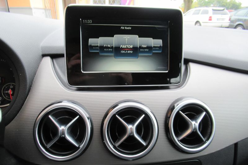 Mercedes-Benz Třídy B 180 CDI *AUTOMAT* NAVI TAŽNÉ  - fotka 13 z 27