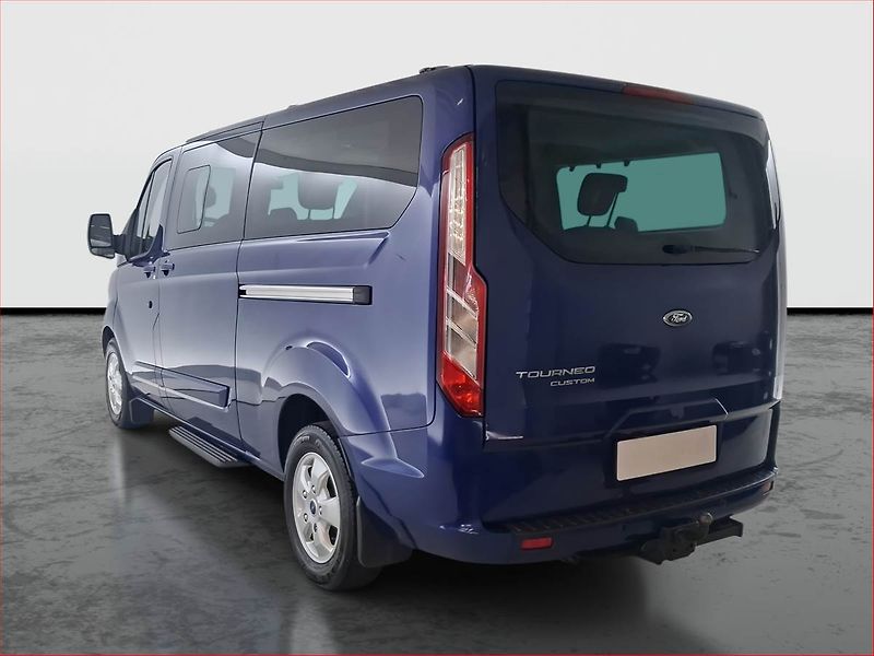 Ford Tourneo Custom (2016) Titanium 2.0 EcoBlue, ČR - fotka 4 z 18