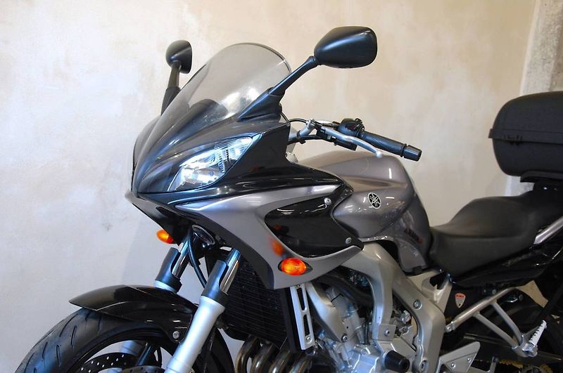 Yamaha FZ 6 S Fazer (2008) FZ6 S - nové pneu, hezký stav, - fotka 16 z 20