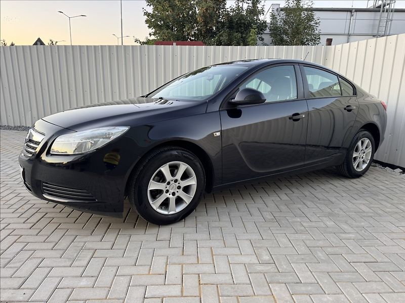 Opel Insignia 1,6 i 85kW tažné KLIMA ALU - fotka 3 z 50