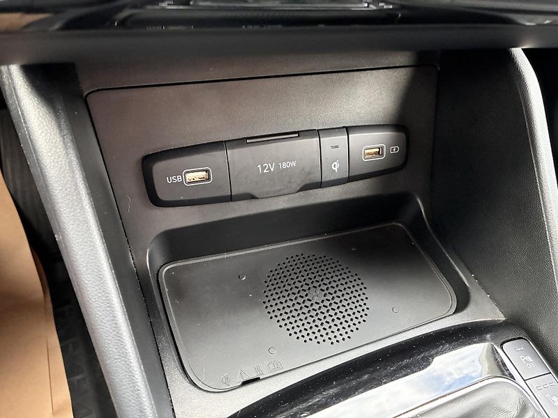Hyundai Tucson 1.6T-GDi 110kW REZERVACE - fotka 20 z 36
