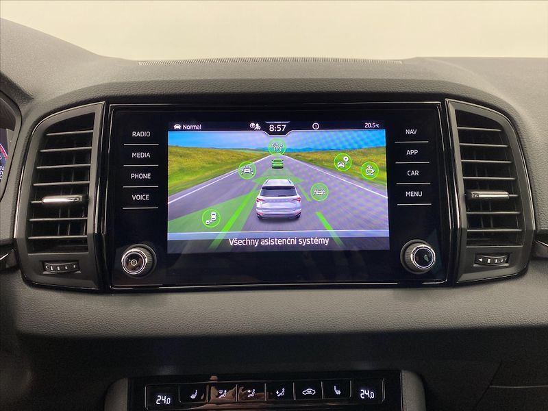 Škoda Karoq 2,0 TDI 110kW DSG SportLine - fotka 14 z 28