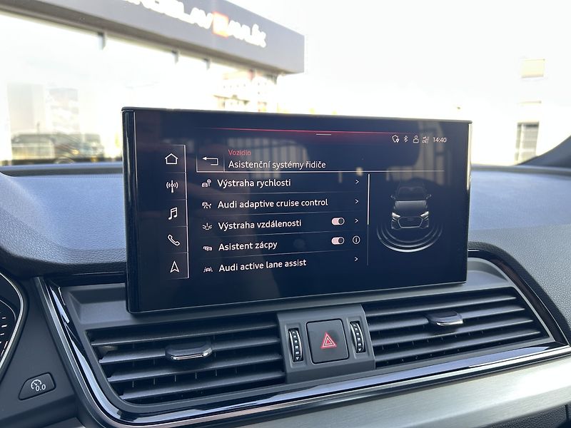 Audi Q5 S line 40 TDI quattro ZÁRUKA - fotka 25 z 40