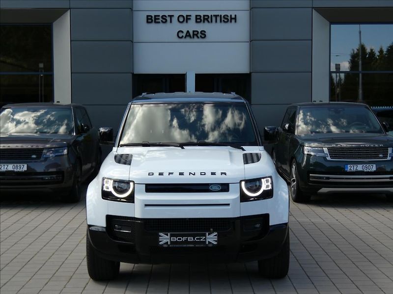Land Rover Defender 3,0 110 D200 X-Dynamic SE,1maj - fotka 1 z 38