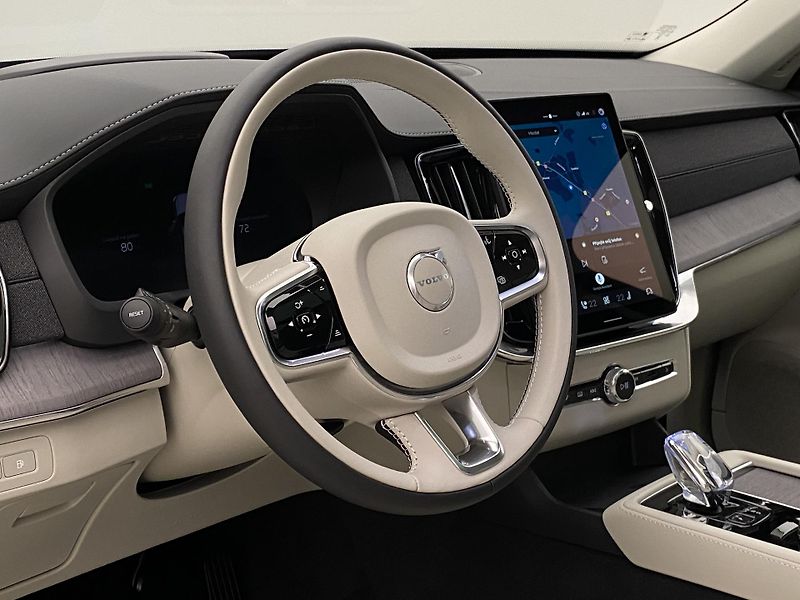 Volvo XC90 (2026) T8 AWD Plug-in BRIGHT PLUS 7m - fotka 4 z 71