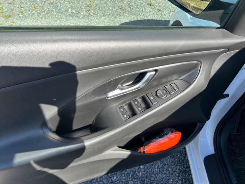 Hyundai i30 1,0 TGDI Comfort - fotka 11 z 11