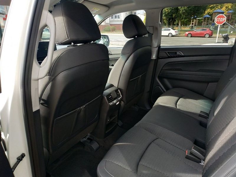 KGM Musso Grand 2.2XDI, STYLE+ 4WD, MT, SKLADE - fotka 10 z 26