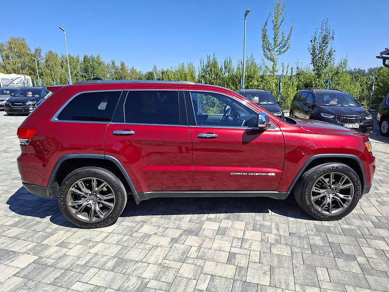 Jeep Grand Cherokee (2015) 3,6L V6 Limited,4x4,tažné,R20  - fotka 8 z 37