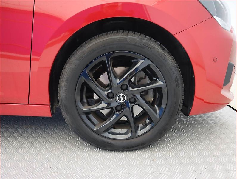 Opel Corsa (2022) GS Line 1.2 Turbo, Serv.kniha - fotka 15 z 19