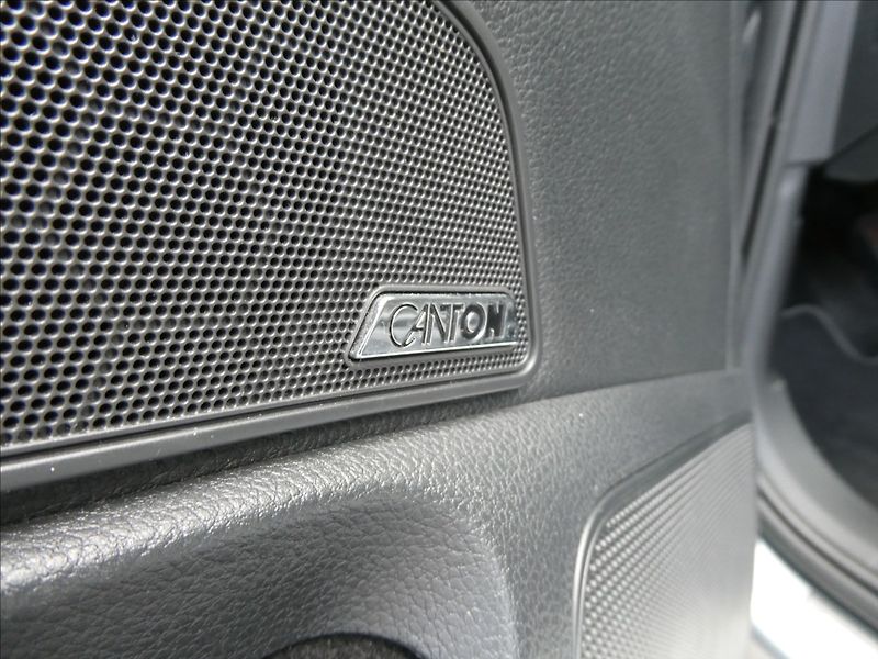 Škoda Superb 2,0 TDi STYLE DSG, 2x kola, ČR - fotka 34 z 43