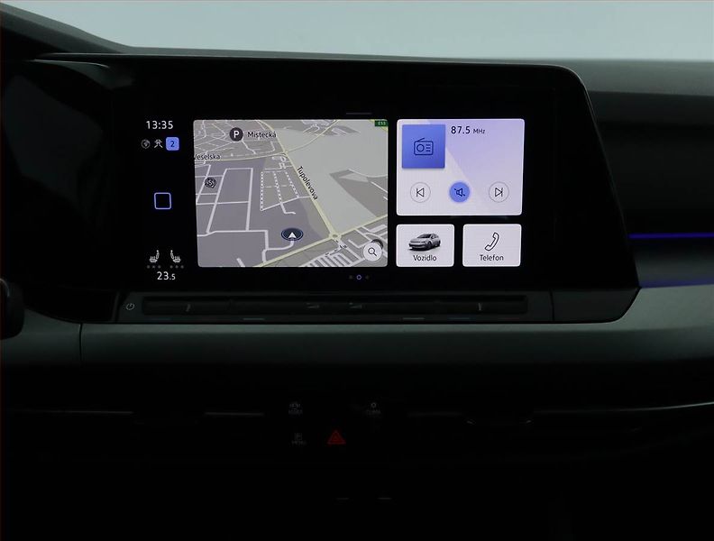 Volkswagen Golf (2022) Life 2.0 TDI, Serv.kniha, Navi - fotka 12 z 15