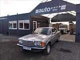 Mercedes-Benz 280 2,7 280 CE dostupnost 3 dny - náhled 1