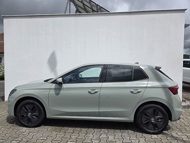 Škoda Fabia Dynamic 1,0TSI 85kW - fotka 4 z 15