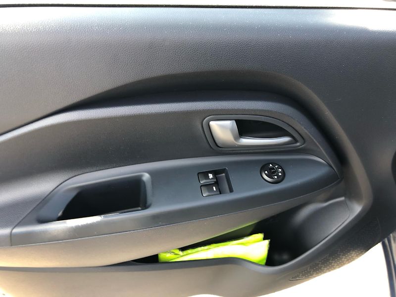 Kia Rio 1.25 CVVT 63 kW - fotka 15 z 25