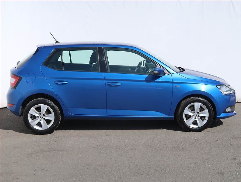 Škoda Fabia (2020) Drive 1.0 TSI, Tempomat - fotka 6 z 20