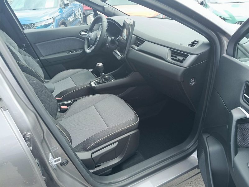 Renault Captur (2026) techno Eco-G 120 - fotka 10 z 24