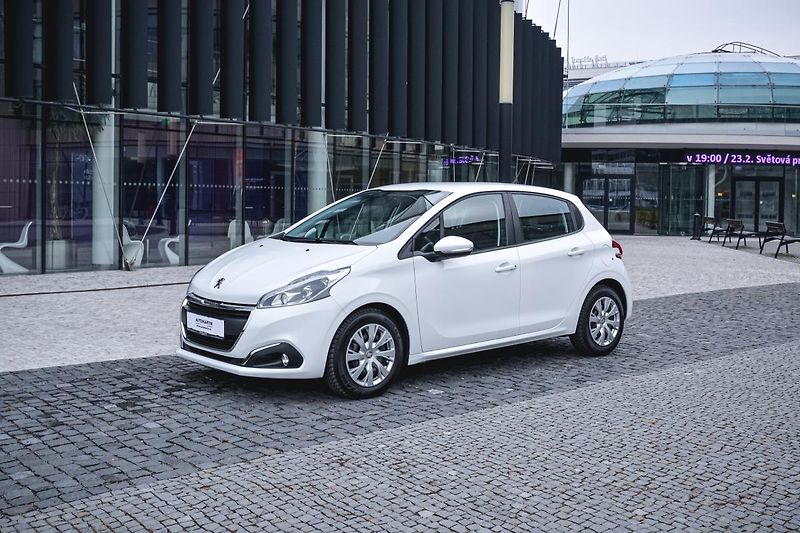 Peugeot 208 (2019) Active 1.5 Bluehdi 1 MAJ ČR - fotka 11 z 25