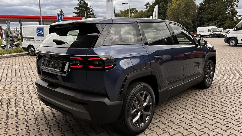 Jeep Compass 1.2T eHybrid 145k Altitude  - fotka 6 z 12