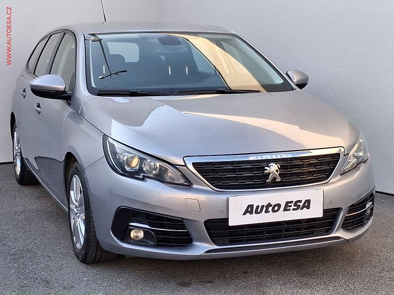 Peugeot 308 (2018) 1.5HDi, ČR, Navi, AC - fotografie inzerátu