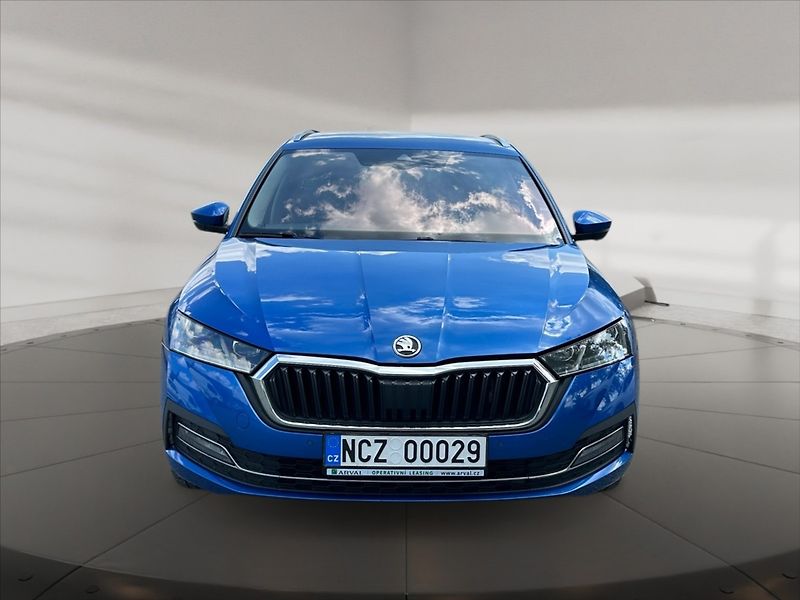 Škoda Octavia 2,0 TDI Style DSG - fotka 2 z 11