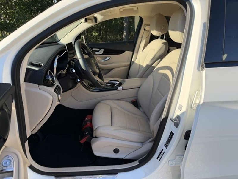 Mercedes-Benz GLC 250d 4MATIC, AMG PAKET, ČR - fotka 14 z 41