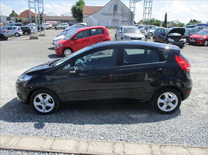 Ford Fiesta 1,2 i, klima, serv. kniha, - fotka 4 z 31