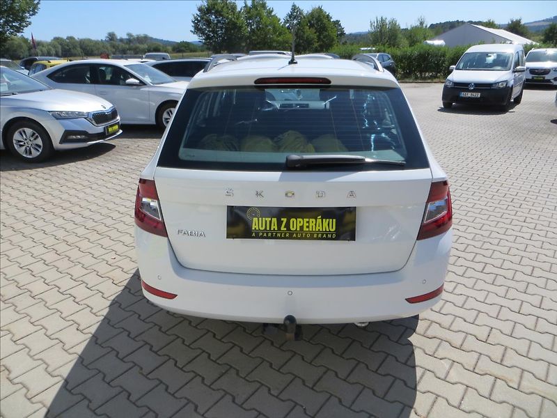 Škoda Fabia 1,0 TSI Style Tažné ČR - fotka 6 z 22