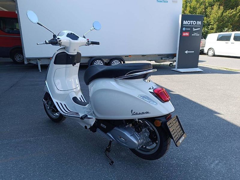 Vespa Primavera 125 3V ABS (2026) Bianco Innocente FL26 (příslu - fotka 5 z 9