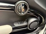 Mini Cooper SE 135 kW HUD REZERVACE - náhled 28