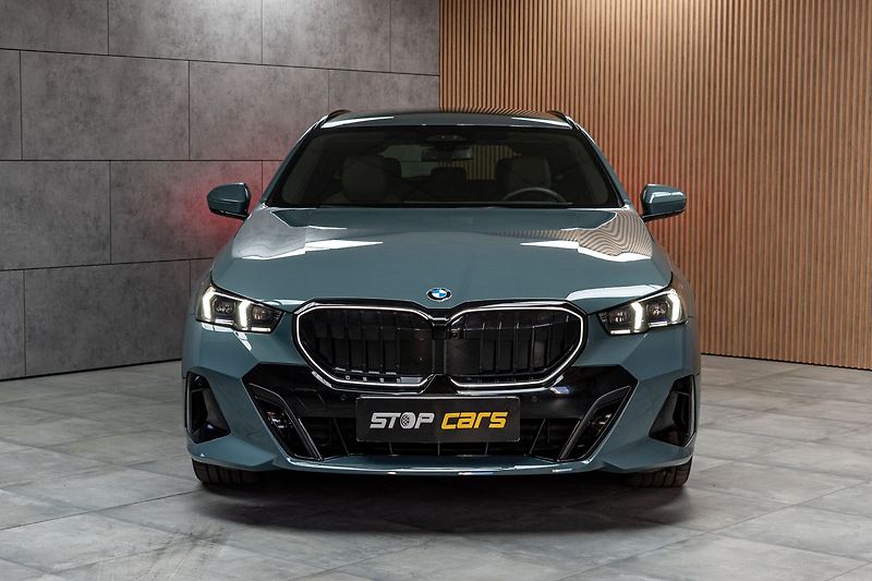 BMW Řada 5 540d xDrive ///M*ZÁRUKA*ČR 1.M - fotka 2 z 51