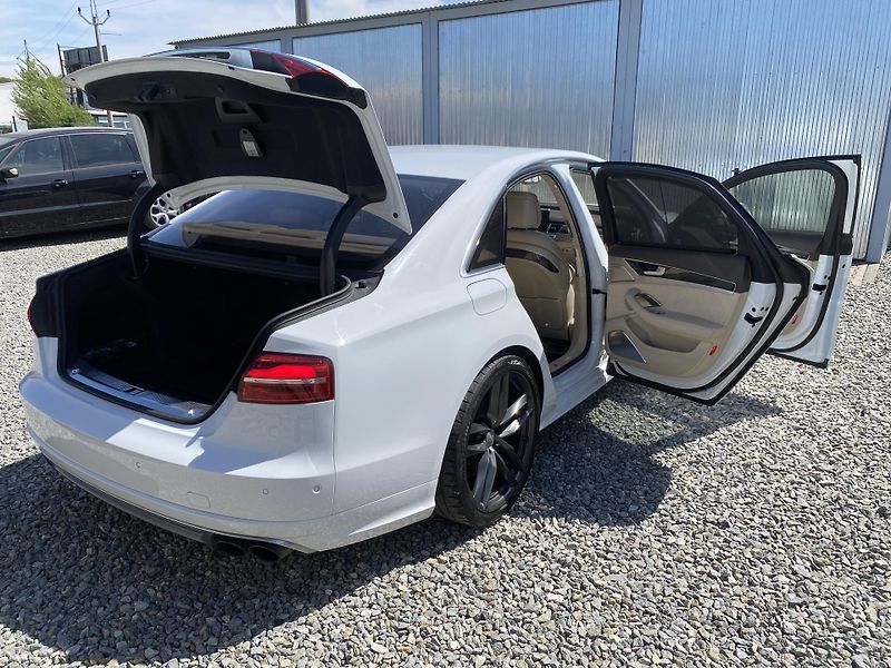 Audi A8 S8 4.0i V8 520PS CZ DPH EXTRA! - fotka 143 z 176