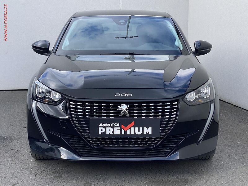 Peugeot 208 (2022) 1.2PT, Style, AT, LED - fotka 2 z 19