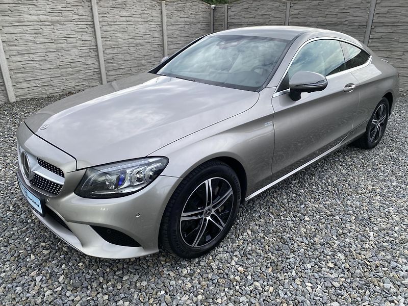 Mercedes-Benz Třídy C C 400 COUPE 4MATIC 51.000KM - fotka 7 z 149