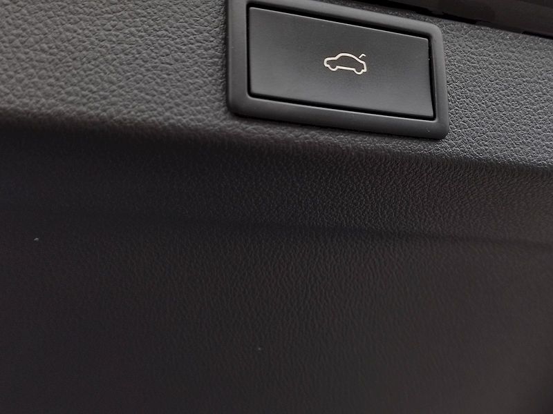 Škoda Octavia (2023) combi SportLine 2,0 tdi 110 Kw - fotka 36 z 38
