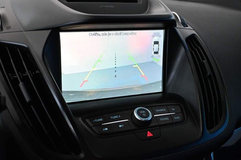 Ford Kuga (2018) 2.0 ST-LINE 4x4 Bi-Xenon Kamer - fotka 17 z 32
