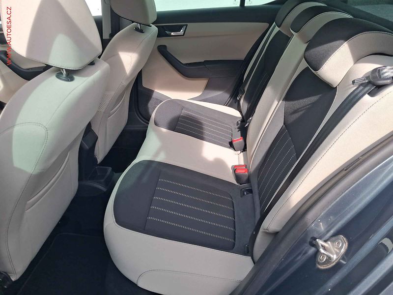 Škoda Fabia (2019) 1.0 TSi, 1.maj,ČR, Style - fotka 10 z 18