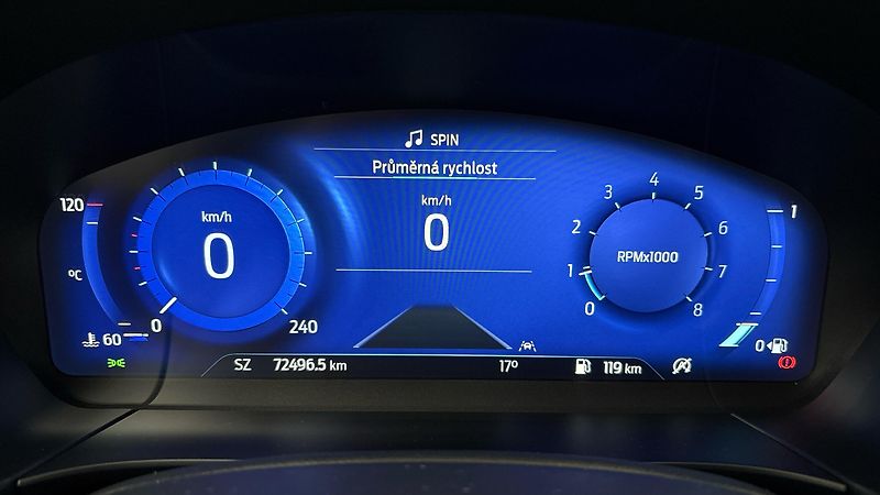 Ford Kuga 1.5 Ecoboost Titanium - fotka 10 z 26
