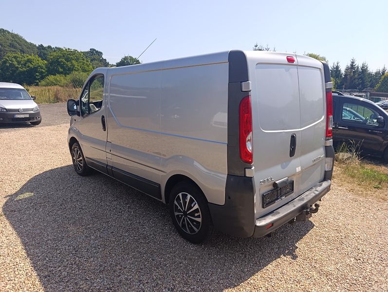 Opel Vivaro (2012) 2.0 DCi tažné DPH klima - fotka 10 z 17